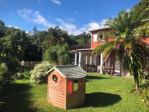 Property grounds - Beaumont Sainte Marie family home (Sainte-Marie)
