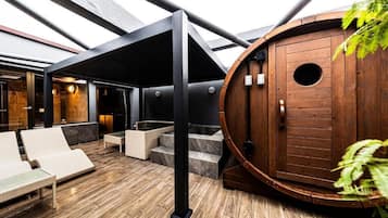 Suite, Balcony, Park View (TYPE E,With High Barrel Sauna) | Kawasan hartanah