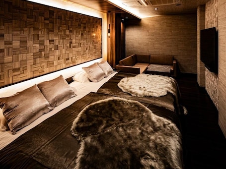 Suite, Balcony, Park View (TYPE E,With High Barrel Sauna) | Soundproofing, free WiFi. JYUNIHOTEL