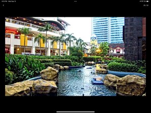 Pool - Exquisite Condo Connected to Eastwood mall (Quezon City)