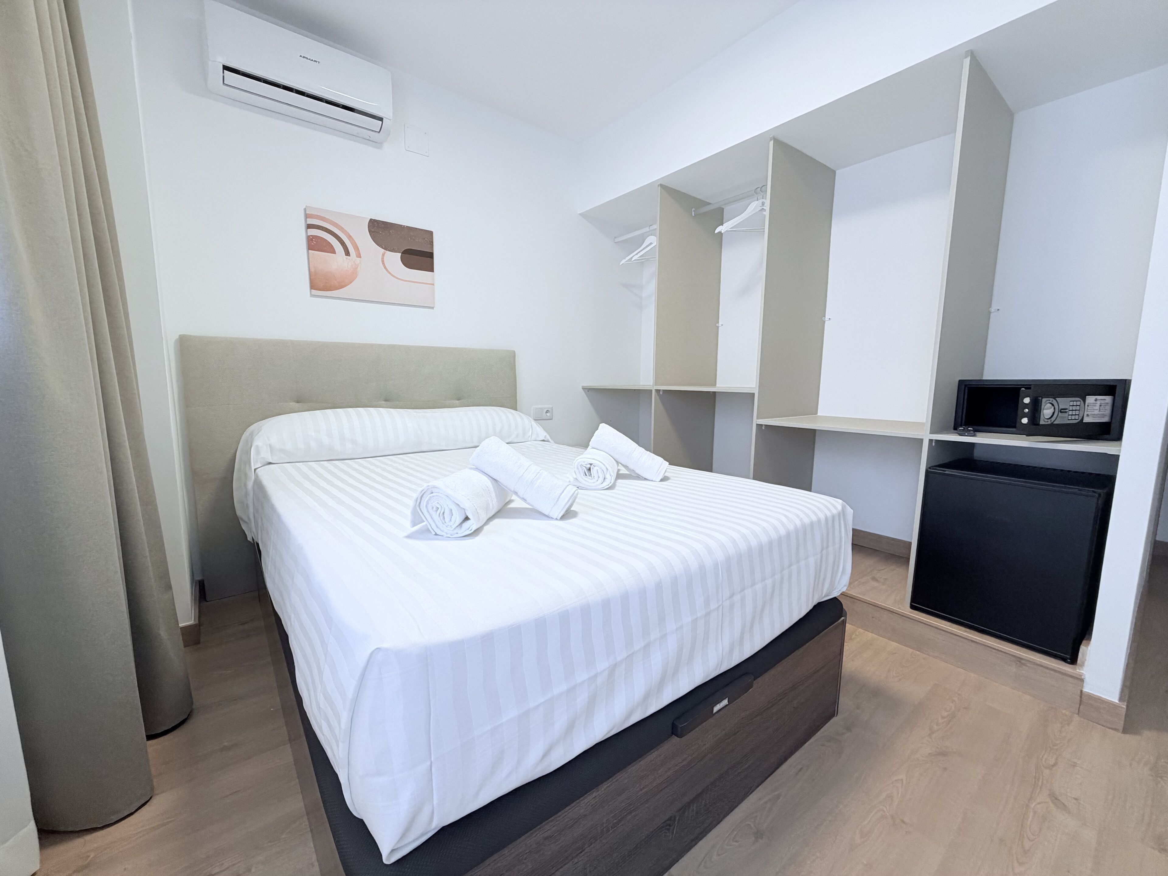 Basic Double Room, Balcony