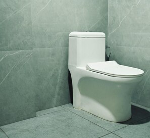 Shower, towels, soap, shampoo - HOTEL SREE KANYA INN (Visakhapatnam)