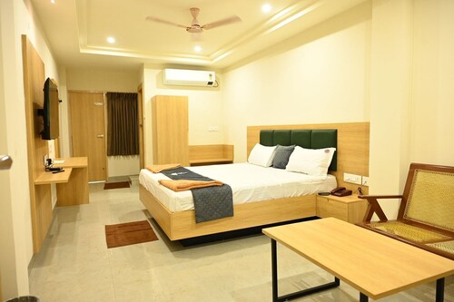 HOTEL SREE KANYA INN