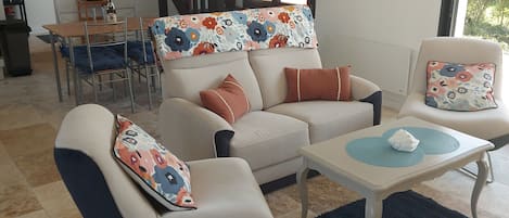 TV
