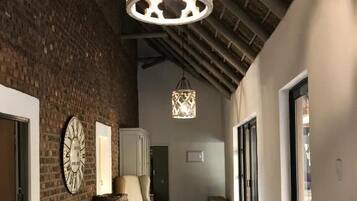 Chambre Double Deluxe, patio, vue vallée | Intérieur