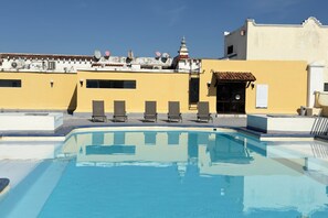 Pool - 2 KingB Suite Marina Stay - Airport & Beach Walk (Puerto Vallarta)
