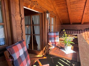 Outdoor dining - Kienbergblick Vacation Rental for 2 people, 1 living room/bedroom, 40 m² (Inzell)