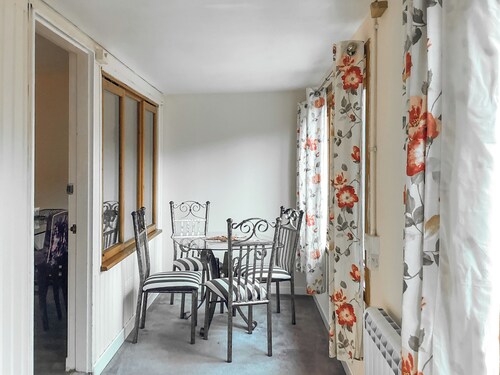 Woodlands Rest - UK51659