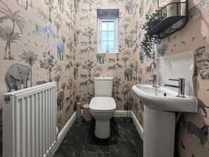 Towels - 3 bedroom accommodation in Guide (Guide)