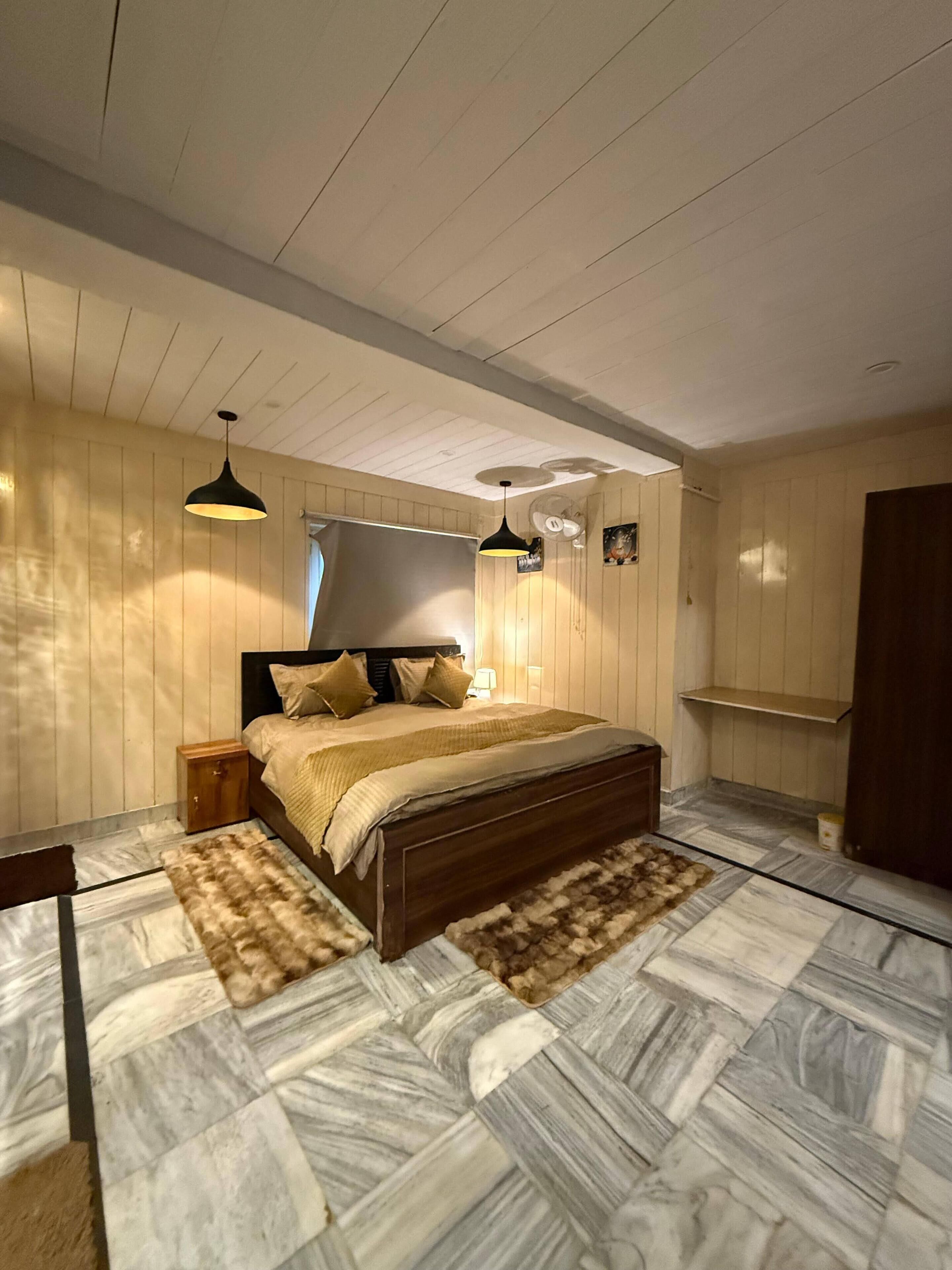 Luxury Apartment, Hill View | Free WiFi