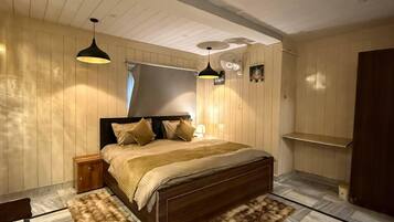 Luxury Apartment, Hill View | Free WiFi