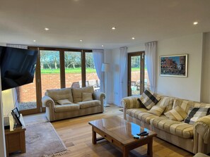 Living area - Glebe Barn Watlington, A fabulous get away retreat in Oxfordshire (Watlington)