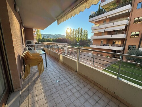 2 steps from the sea with terrace, double air conditioner - sleeps 4