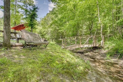 Creekside Couple's Glamping Retreat in Rogersville