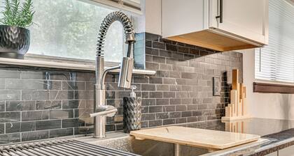 Eco-Chic Sanctuary Steps From Trinity Trails!