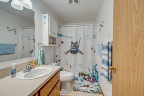Bathroom - Quiet Coastal Escape w/ Private Yard in Ocean City (Ocean City)