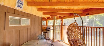 Mountain-Side Getaway w/ Grill in Jemez Springs!