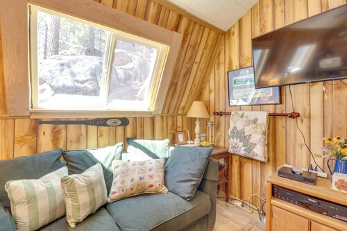 Mountain-Side Getaway w/ Grill in Jemez Springs!