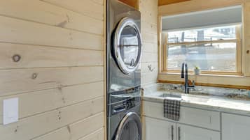 Fridge, microwave, coffee/tea maker, toaster