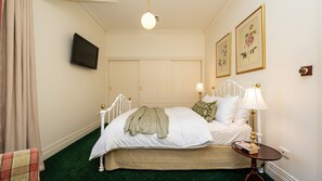 Room - Woodman Estate by Property Mums (Moorooduc)