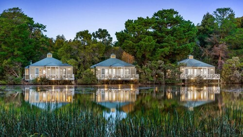 Chalet Trois at Woodman Estate
