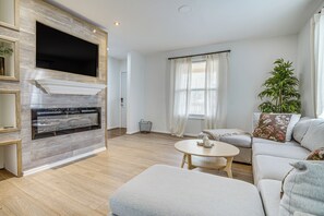Fernseher, Kamin