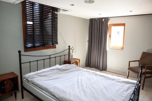 Room - Charming house in city center (Verviers)
