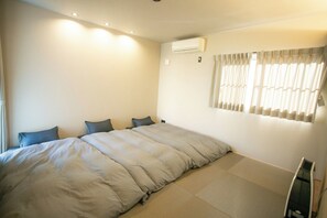 Desk, free WiFi, bed sheets - Rent the whole house / Kyoto Kyōto (Kyoto)