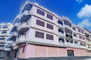 Exterior - DeluxeRamgarh Mod Near Hawa Mahal Karbala Road (Jaipur)