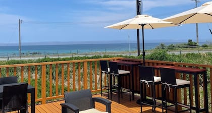 Located in the heart of Tsunoshima A private vill / Shimonoseki City Yamaguchi