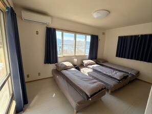 4 Schlafzimmer, Schreibtisch, kostenloses WLAN, Bettwäsche