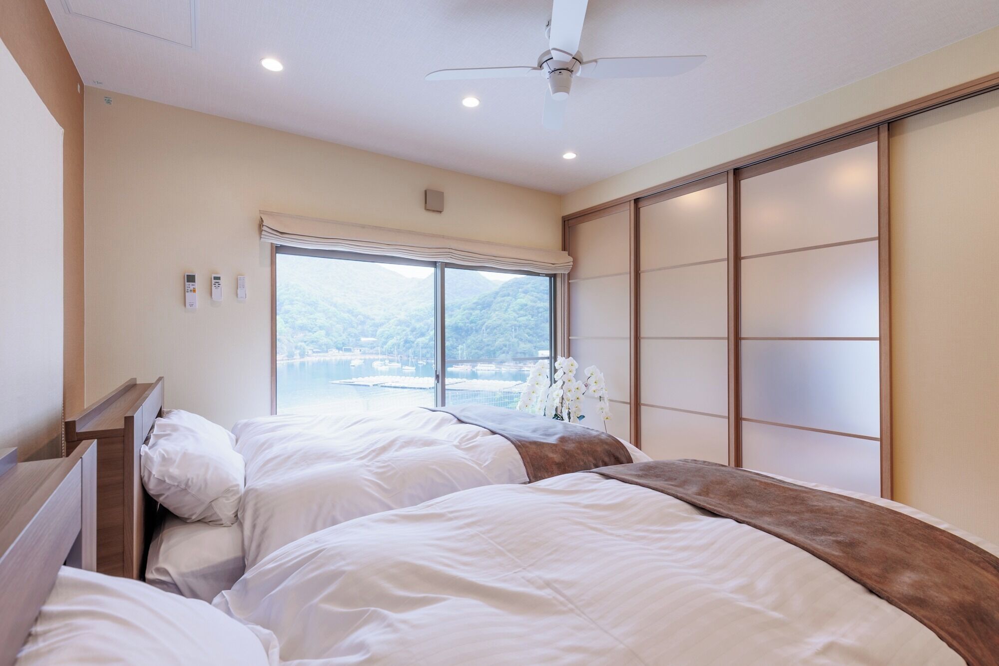 2 bedrooms, desk, free WiFi, bed sheets