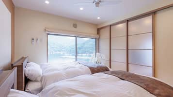 2 bedrooms, desk, free WiFi, bed sheets