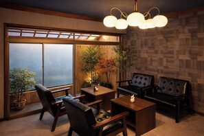 Interior - Room A Up to 4 adults  2 preschool children / Izumo City Shimane (Izumo City)