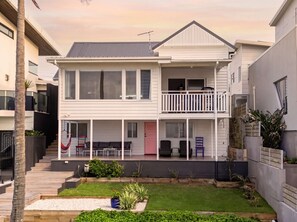 Exterior - The Pink Door — Absolute Beachfront House (Scarborough)