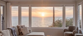 The Pink Door — Absolute Beachfront House