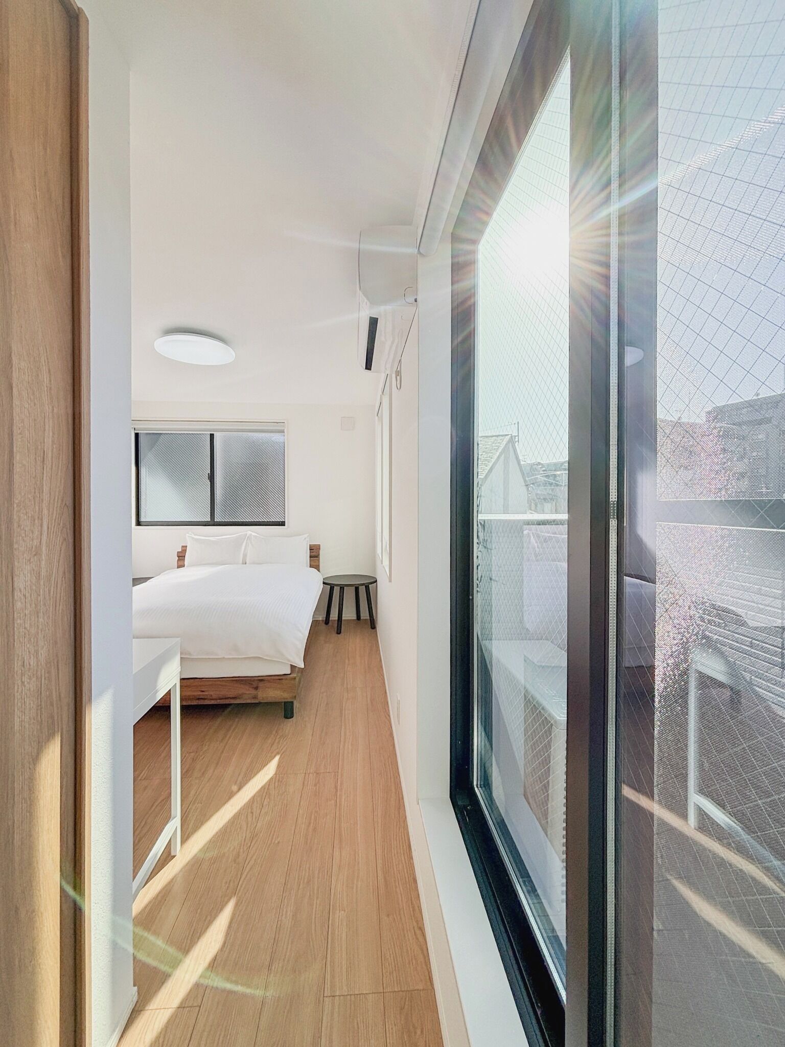 3 chambres, bureau, Wi-Fi gratuit, draps fournis
