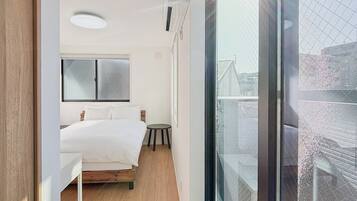 3 chambres, bureau, Wi-Fi gratuit, draps fournis