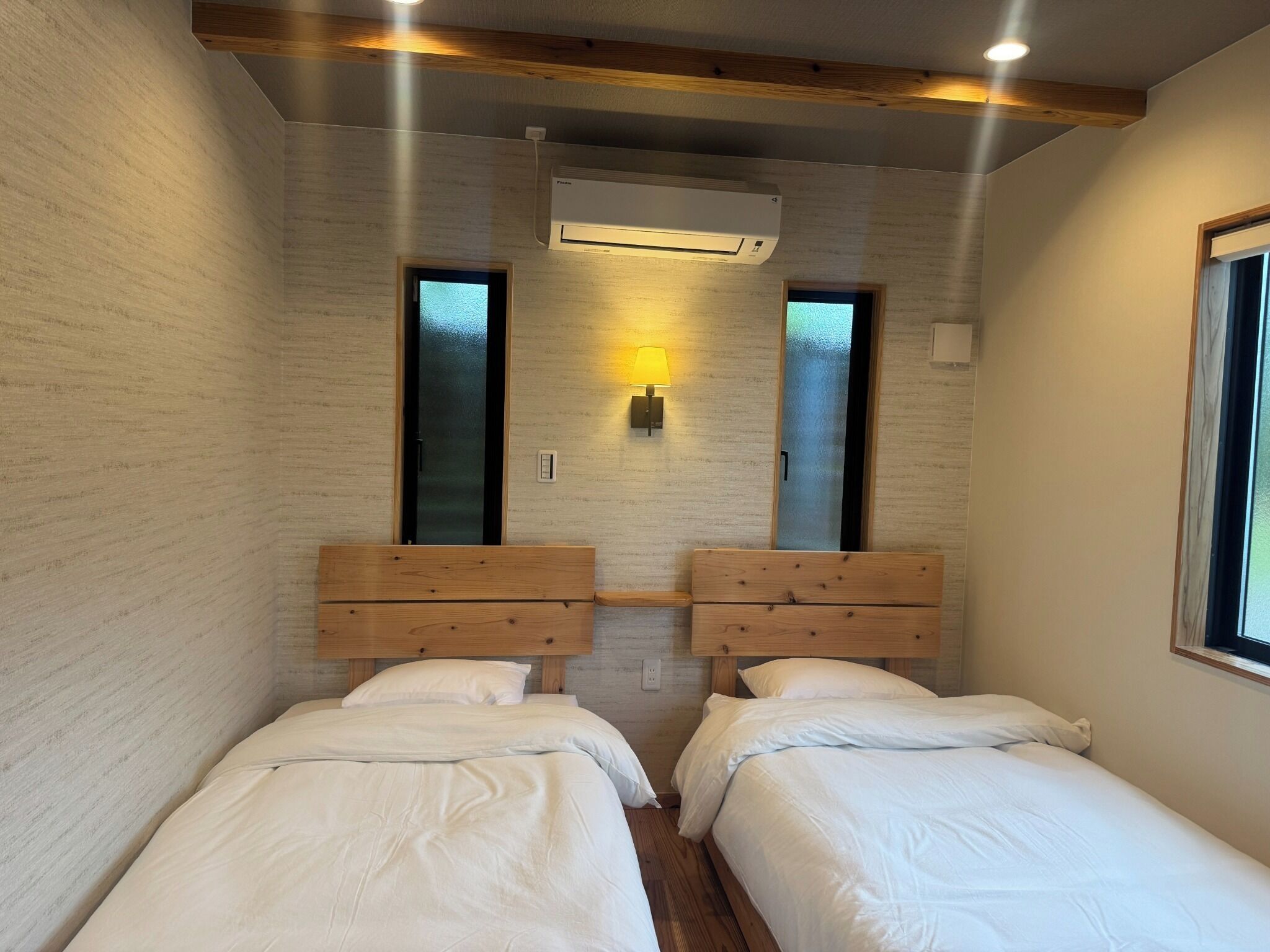 1 slaapkamer, een bureau, een strijkplank/strijkijzer, gratis wifi