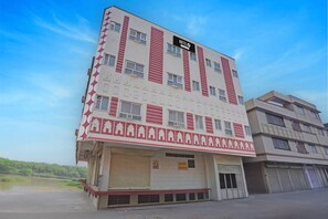 Exterior - Deluxe with Twin BedHotel Deepak (Jaipur)