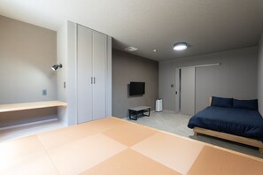 1 bedroom, desk, free WiFi, bed sheets - Opening Special Price Great deal for 2 people |  / Onomichi City Hiroshima (Onomichi City)