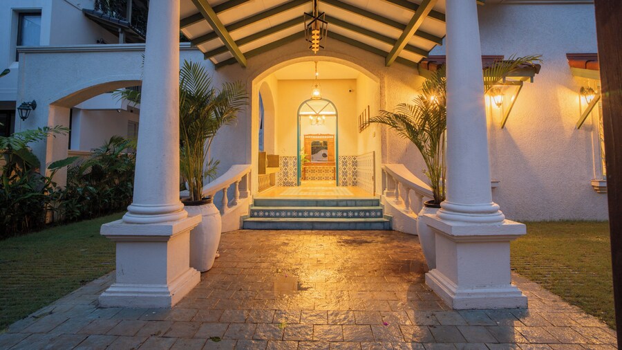 ELIVAAS Villa Frenders 5BHK Villa