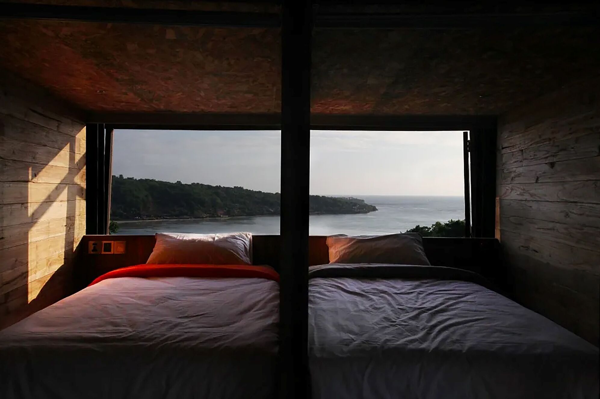 Blackout drapes, free WiFi