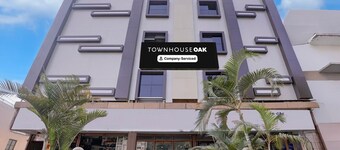 Super Townhouse Dharwad Terminal Tidigare Aditya