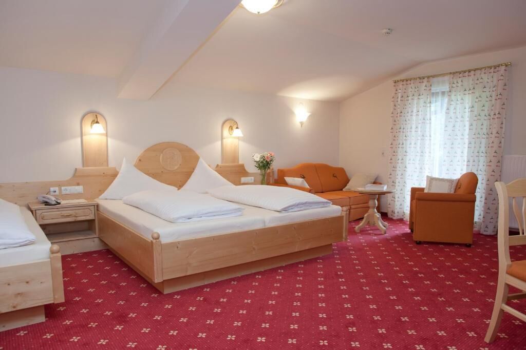Superior Room, Balcony, Mountain View | In-room safe, free WiFi