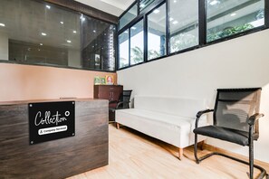 Lobby - Super Collection O Indore Near Omax City 1 (Indore)