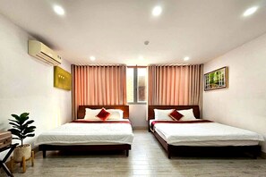 Desk, free WiFi - KIM HOÀNG HOTEL TÂY NINH (Tân Ninh)
