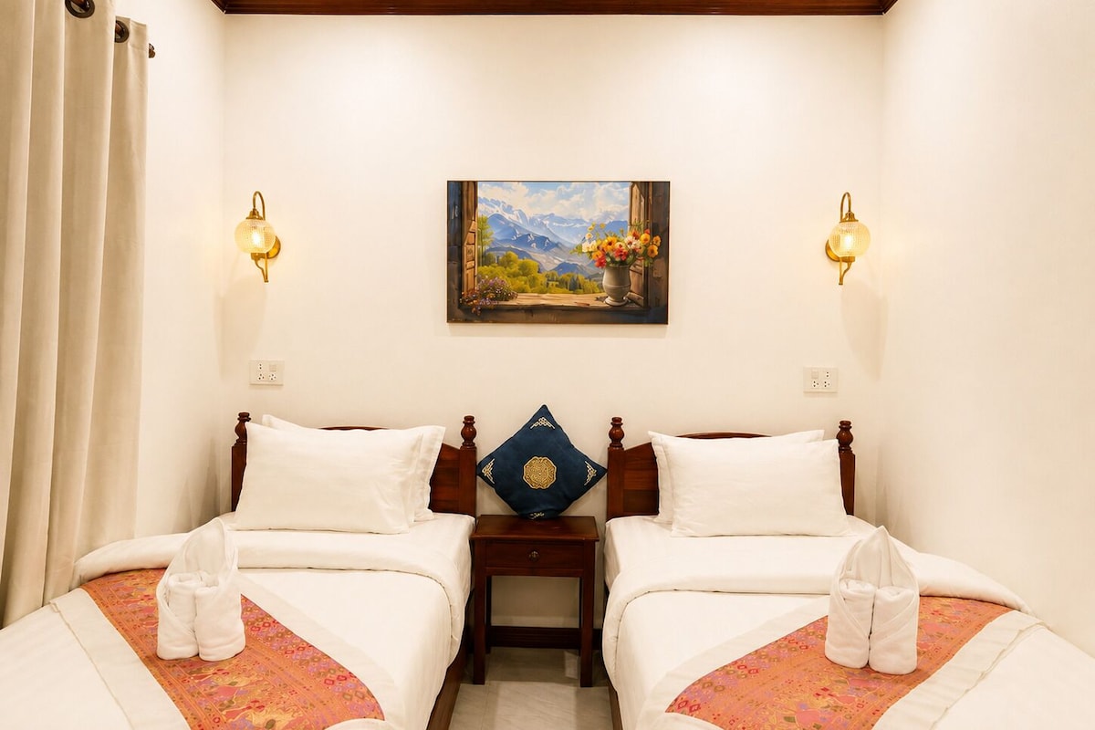 Standard Double or Twin Room, Non Smoking, Private Bathroom | In-room safe, desk, laptop workspace, blackout curtains