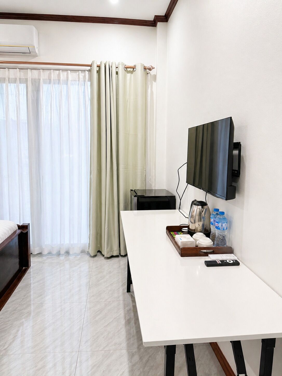 Chambre Double Standard, non-fumeurs, climatisation | Coffres-forts dans les chambres, bureau