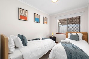 House | 2 bedrooms - Quiet Comfortable - A Sepal Stay (Perth)